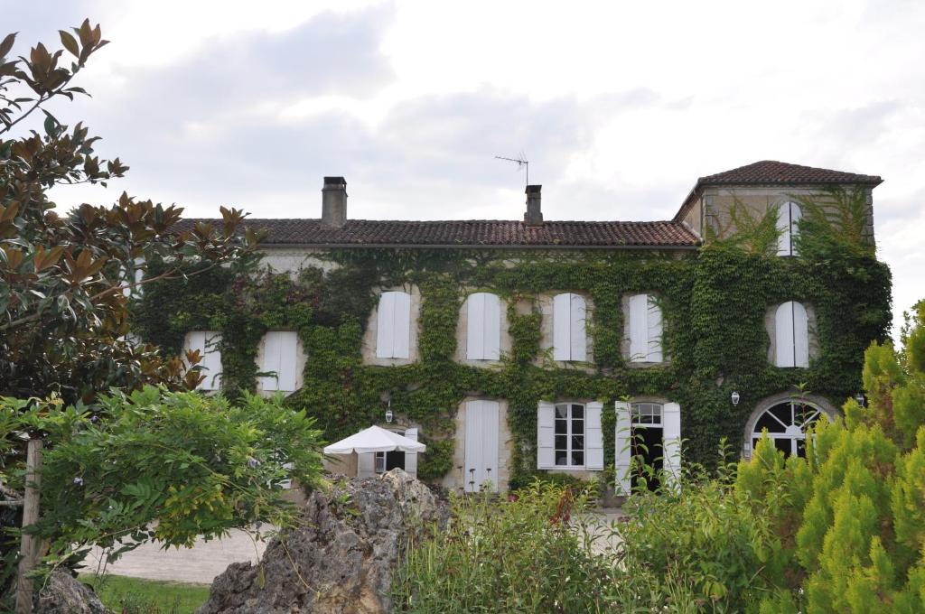 ベベーズ Domaine De Paguy Bed & Breakfast エクステリア 写真